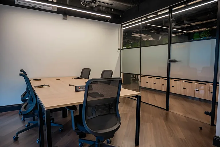 Apex Coworking space in West Hampstead, photographed by OhBe